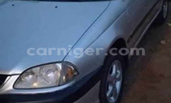 Buy Used Toyota Avensis Silver Car in Niamey in Niamey Buy Used Toyota Avensis Silver Car in Niamey in Niamey