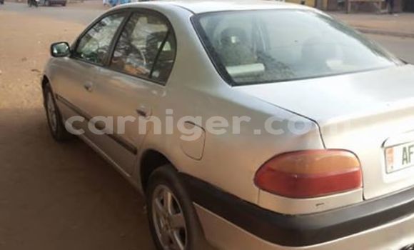 Buy Used Toyota Avensis Silver Car in Niamey in Niamey Buy Used Toyota Avensis Silver Car in Niamey in Niamey