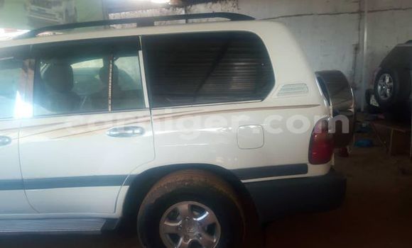 Buy Used Toyota Land Cruiser White Car in Niamey in Niamey Buy Used Toyota Land Cruiser White Car in Niamey in Niamey