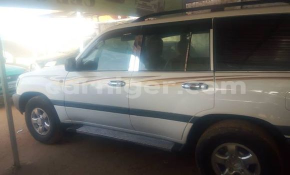 Buy Used Toyota Land Cruiser White Car in Niamey in Niamey Buy Used Toyota Land Cruiser White Car in Niamey in Niamey
