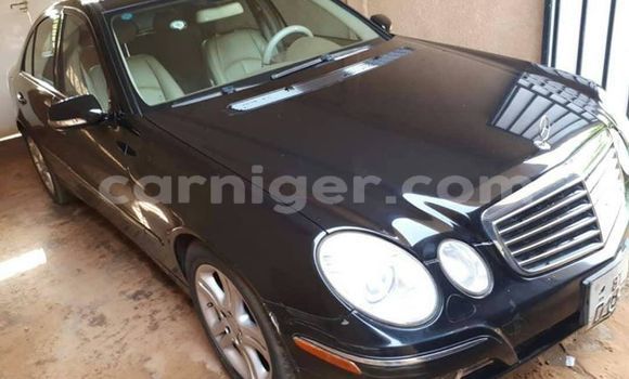 Buy Used Mercedes‒Benz E–Class Black Car in Niamey in Niamey Buy Used Mercedes‒Benz E–Class Black Car in Niamey in Niamey