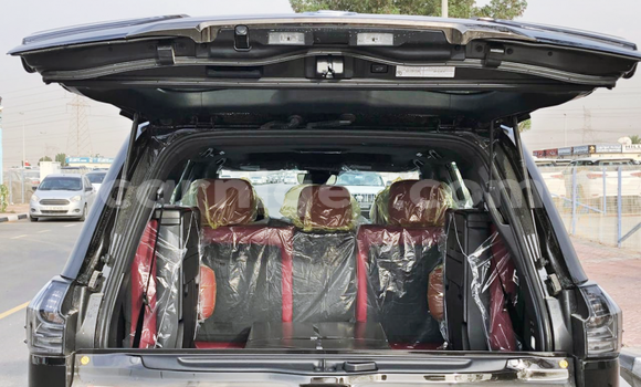 Sayi Sabo Lexus LX 570 Black Mota in Import - Dubai a Agadez Sayi Sabo Lexus LX 570 Black Mota in Import - Dubai a Agadez