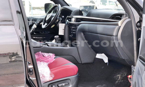 Sayi Sabo Lexus LX 570 Black Mota in Import - Dubai a Agadez Sayi Sabo Lexus LX 570 Black Mota in Import - Dubai a Agadez