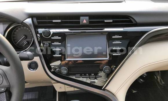 Sayi Sabo Toyota Camry White Mota in Import - Dubai a Agadez Sayi Sabo Toyota Camry White Mota in Import - Dubai a Agadez