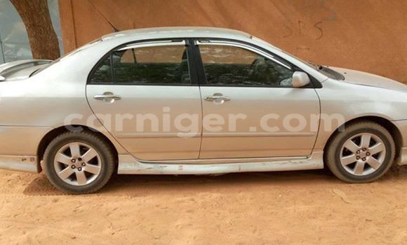 Sayi Na hannu Toyota Corolla Silver Mota in Niamey a Niamey Sayi Na hannu Toyota Corolla Silver Mota in Niamey a Niamey