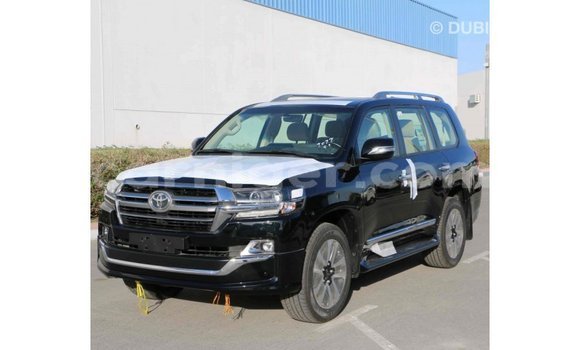 Buy Import Toyota Land Cruiser Black Truck in Import - Dubai in Agadez Buy Import Toyota Land Cruiser Black Truck in Import - Dubai in Agadez