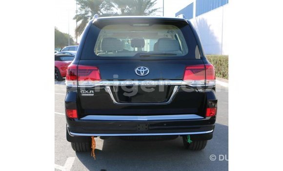 Buy Import Toyota Land Cruiser Black Truck in Import - Dubai in Agadez Buy Import Toyota Land Cruiser Black Truck in Import - Dubai in Agadez