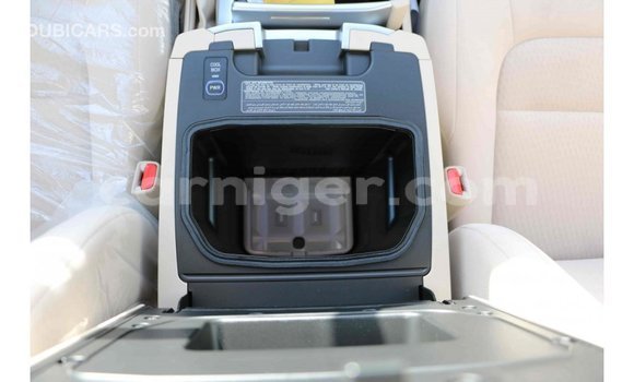 Buy Import Toyota Land Cruiser Black Truck in Import - Dubai in Agadez Buy Import Toyota Land Cruiser Black Truck in Import - Dubai in Agadez