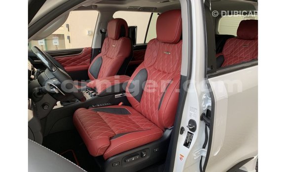 Buy Import Lexus LX White Car in Import - Dubai in Agadez Buy Import Lexus LX White Car in Import - Dubai in Agadez