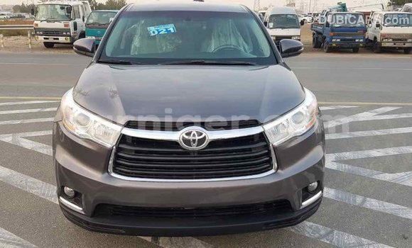 Buy Import Toyota Highlander Other Car in Import - Dubai in Agadez Buy Import Toyota Highlander Other Car in Import - Dubai in Agadez