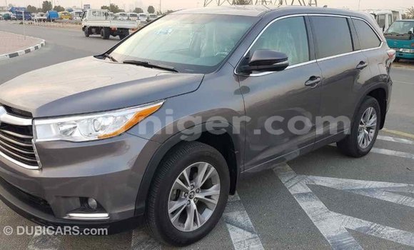 Buy Import Toyota Highlander Other Car in Import - Dubai in Agadez Buy Import Toyota Highlander Other Car in Import - Dubai in Agadez
