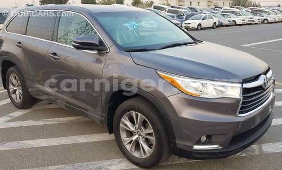 Buy Import Toyota Highlander Other Car in Import - Dubai in Agadez Buy Import Toyota Highlander Other Car in Import - Dubai in Agadez