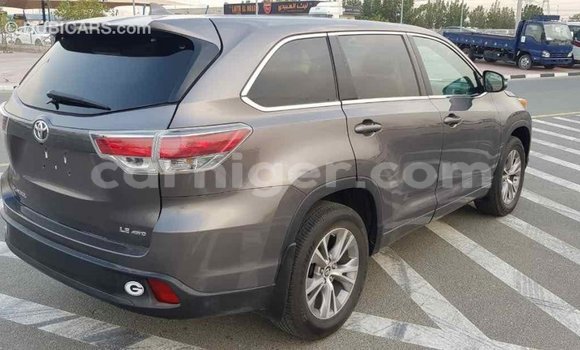 Buy Import Toyota Highlander Other Car in Import - Dubai in Agadez Buy Import Toyota Highlander Other Car in Import - Dubai in Agadez
