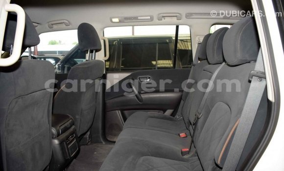 Sayi Imported Nissan Patrol White Mota in Import - Dubai a Agadez Sayi Imported Nissan Patrol White Mota in Import - Dubai a Agadez