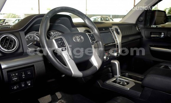Sayi Imported Toyota Tundra Black Mota in Import - Dubai a Agadez Sayi Imported Toyota Tundra Black Mota in Import - Dubai a Agadez