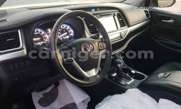 Buy Import Toyota Highlander Black Car in Import - Dubai in Agadez Buy Import Toyota Highlander Black Car in Import - Dubai in Agadez