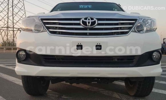 Buy Import Toyota Fortuner White Car in Import - Dubai in Agadez Buy Import Toyota Fortuner White Car in Import - Dubai in Agadez