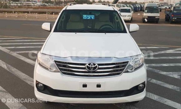 Buy Import Toyota Fortuner White Car in Import - Dubai in Agadez Buy Import Toyota Fortuner White Car in Import - Dubai in Agadez