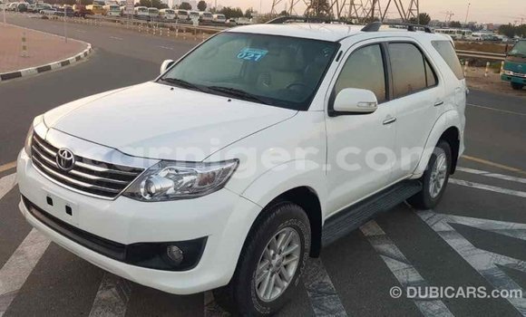 Buy Import Toyota Fortuner White Car in Import - Dubai in Agadez Buy Import Toyota Fortuner White Car in Import - Dubai in Agadez
