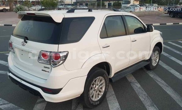Buy Import Toyota Fortuner White Car in Import - Dubai in Agadez Buy Import Toyota Fortuner White Car in Import - Dubai in Agadez