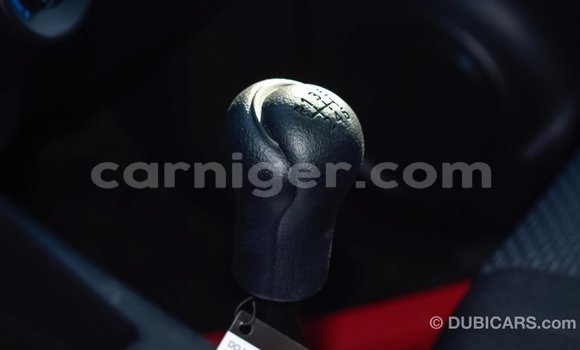 Buy Import Toyota Hilux White Car in Import - Dubai in Agadez Buy Import Toyota Hilux White Car in Import - Dubai in Agadez