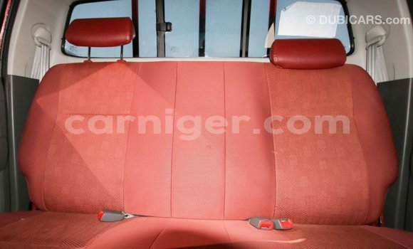 Sayi Imported Toyota Hilux Red Mota in Import - Dubai a Agadez Sayi Imported Toyota Hilux Red Mota in Import - Dubai a Agadez