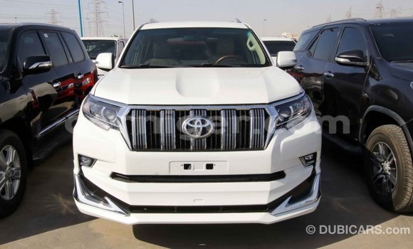 Acheter Import Voiture Toyota Prado Blanc à Import - Dubai, Agadez Acheter Import Voiture Toyota Prado Blanc à Import - Dubai, Agadez