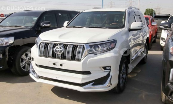 Acheter Import Voiture Toyota Prado Blanc à Import - Dubai, Agadez Acheter Import Voiture Toyota Prado Blanc à Import - Dubai, Agadez