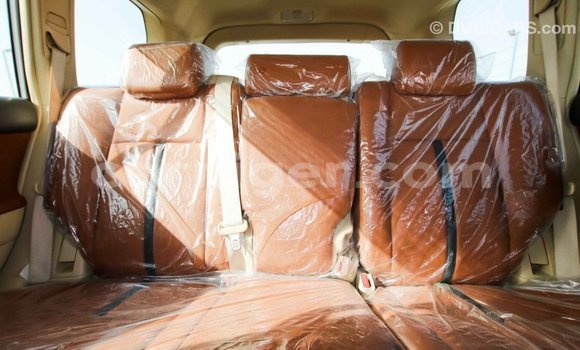 Sayi Imported Toyota Prado White Mota in Import - Dubai a Agadez Sayi Imported Toyota Prado White Mota in Import - Dubai a Agadez