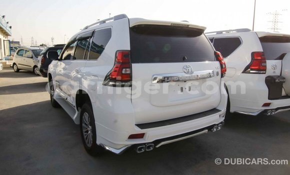 Sayi Imported Toyota Prado White Mota in Import - Dubai a Agadez Sayi Imported Toyota Prado White Mota in Import - Dubai a Agadez
