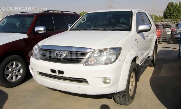 Buy Import Toyota Fortuner White Car in Import - Dubai in Agadez Buy Import Toyota Fortuner White Car in Import - Dubai in Agadez
