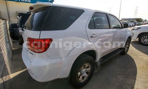 Buy Import Toyota Fortuner White Car in Import - Dubai in Agadez Buy Import Toyota Fortuner White Car in Import - Dubai in Agadez