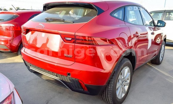 Acheter Import Voiture Jaguar E-Pace Rouge à Import - Dubai, Agadez Acheter Import Voiture Jaguar E-Pace Rouge à Import - Dubai, Agadez