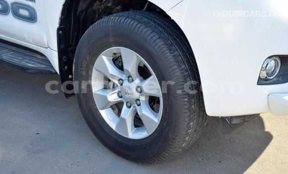 Buy Import Toyota Prado White Car in Import - Dubai in Agadez Buy Import Toyota Prado White Car in Import - Dubai in Agadez