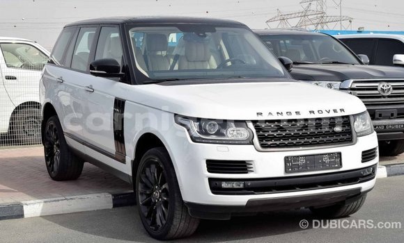 Sayi Imported Land Rover Range Rover White Mota in Import - Dubai a Agadez Sayi Imported Land Rover Range Rover White Mota in Import - Dubai a Agadez