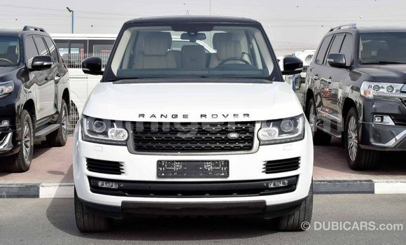Sayi Imported Land Rover Range Rover White Mota in Import - Dubai a Agadez Sayi Imported Land Rover Range Rover White Mota in Import - Dubai a Agadez