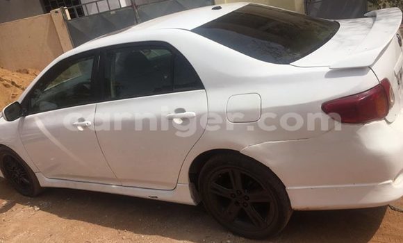 Buy Used Toyota Corolla White Car in Niamey in Niamey Buy Used Toyota Corolla White Car in Niamey in Niamey