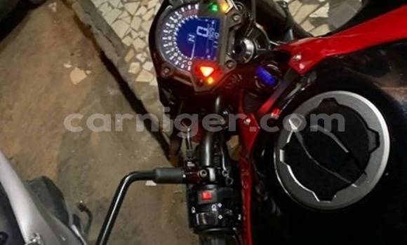Buy Used Kawasaki Z Red Bike in Niamey in Niamey Buy Used Kawasaki Z Red Bike in Niamey in Niamey