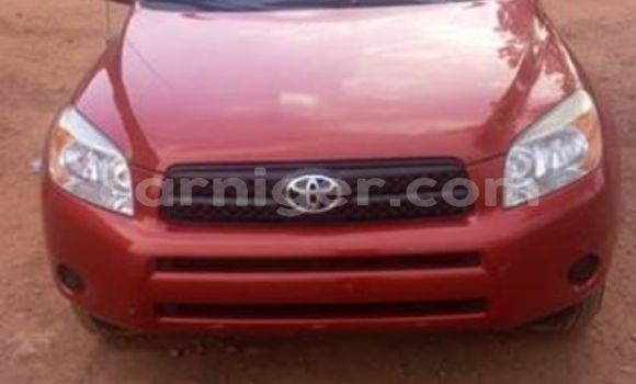 Sayi Na hannu Toyota RAV4 Red Mota in Niamey a Niamey Sayi Na hannu Toyota RAV4 Red Mota in Niamey a Niamey