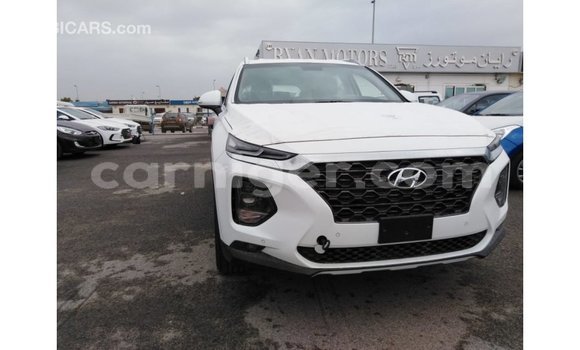 Buy Import Hyundai Santa Fe White Car in Import - Dubai in Agadez Buy Import Hyundai Santa Fe White Car in Import - Dubai in Agadez