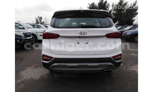 Buy Import Hyundai Santa Fe White Car in Import - Dubai in Agadez Buy Import Hyundai Santa Fe White Car in Import - Dubai in Agadez