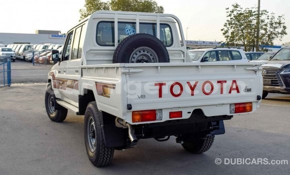 Buy Import Toyota Pickup White Car in Import - Dubai in Agadez Buy Import Toyota Pickup White Car in Import - Dubai in Agadez