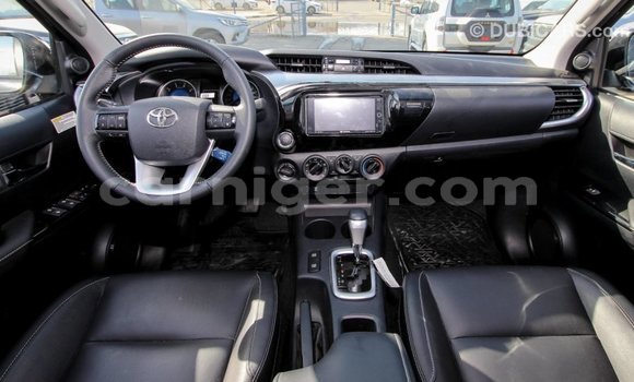 Buy Import Toyota Land Cruiser Black Truck in Import - Dubai in Agadez Buy Import Toyota Land Cruiser Black Truck in Import - Dubai in Agadez