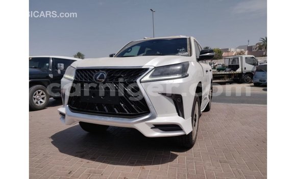 Buy Import Lexus LX White Car in Import - Dubai in Agadez Buy Import Lexus LX White Car in Import - Dubai in Agadez