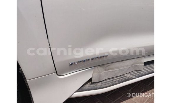 Buy Import Lexus LX White Car in Import - Dubai in Agadez Buy Import Lexus LX White Car in Import - Dubai in Agadez