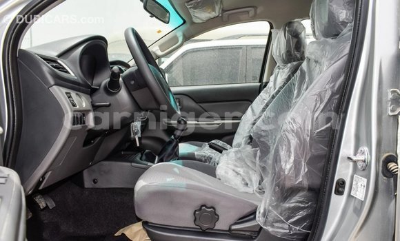 Sayi Imported Mitsubishi L200 Other Mota in Import - Dubai a Agadez Sayi Imported Mitsubishi L200 Other Mota in Import - Dubai a Agadez