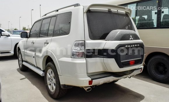 اشتري Imported Mitsubishi Pajero White سيارة في Import - Dubai في أغاديز اشتري Imported Mitsubishi Pajero White سيارة في Import - Dubai في أغاديز