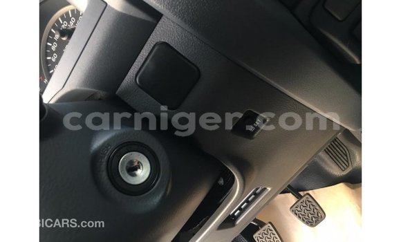 Buy Import Toyota Land Cruiser White Truck in Import - Dubai in Agadez Buy Import Toyota Land Cruiser White Truck in Import - Dubai in Agadez