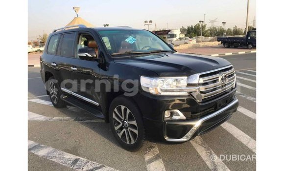 Acheter Import Utilitaire Toyota Land Cruiser Noir à Import - Dubai, Agadez Acheter Import Utilitaire Toyota Land Cruiser Noir à Import - Dubai, Agadez