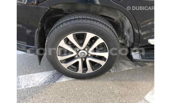 Acheter Import Utilitaire Toyota Land Cruiser Noir à Import - Dubai, Agadez Acheter Import Utilitaire Toyota Land Cruiser Noir à Import - Dubai, Agadez